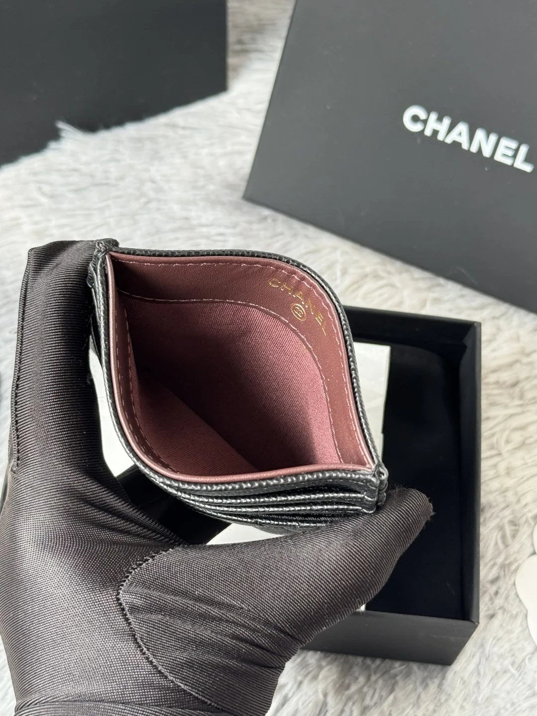 Chanel AP4472 2025 New Lambskin Cardholder - Detail view 7
