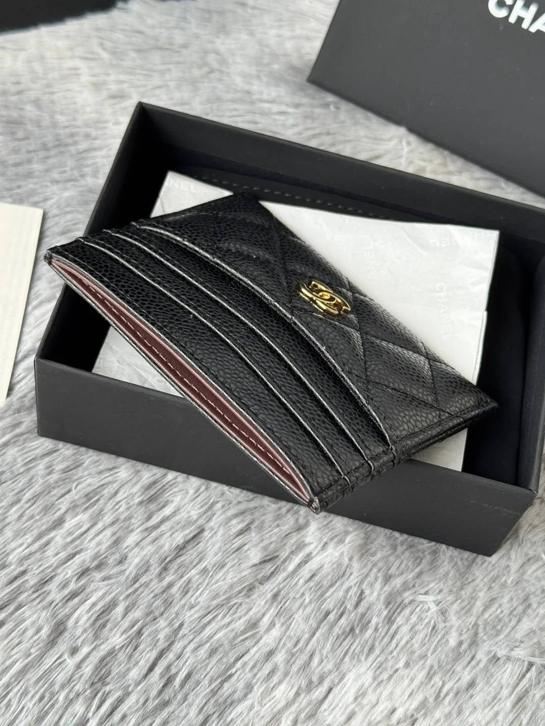 Chanel AP4472 2025 New Season Lambskin Cardholder - Detail view 4