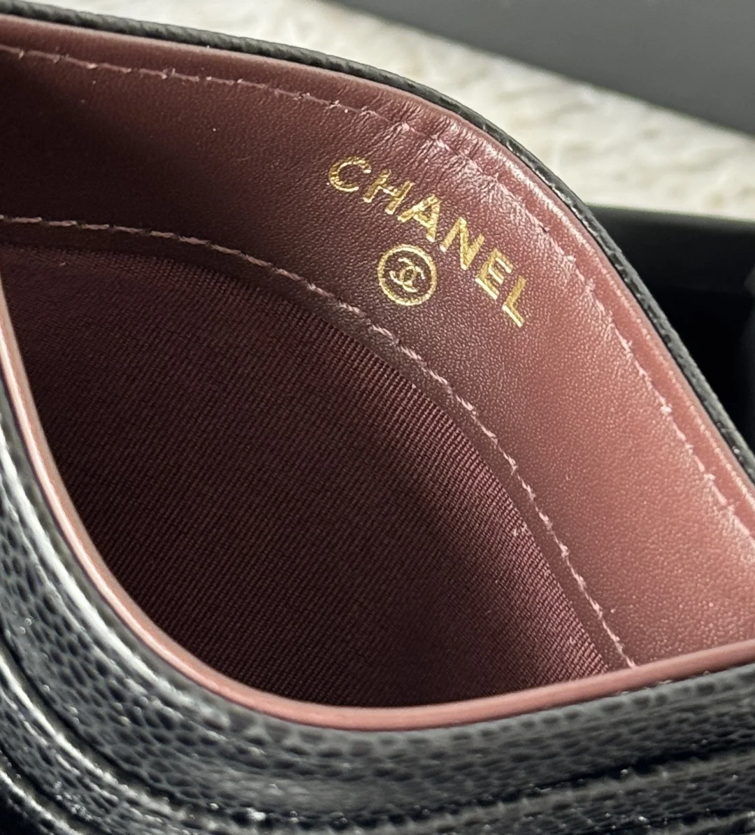Chanel AP4472 2025 New Season Lambskin Cardholder - Detail view 8