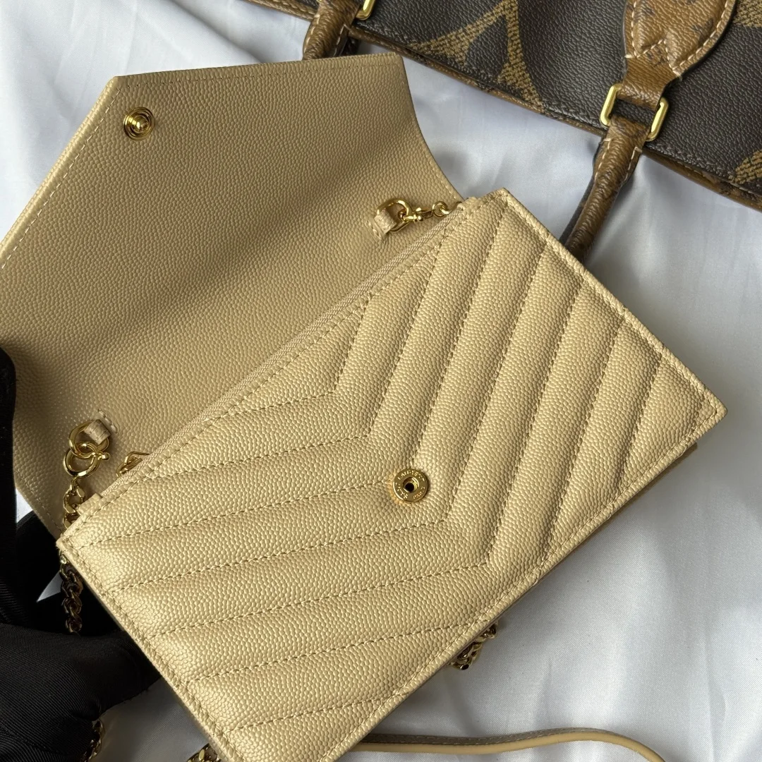 SAINT LAURENT 393953 WOC Small Envelope Bag - Detail view 7
