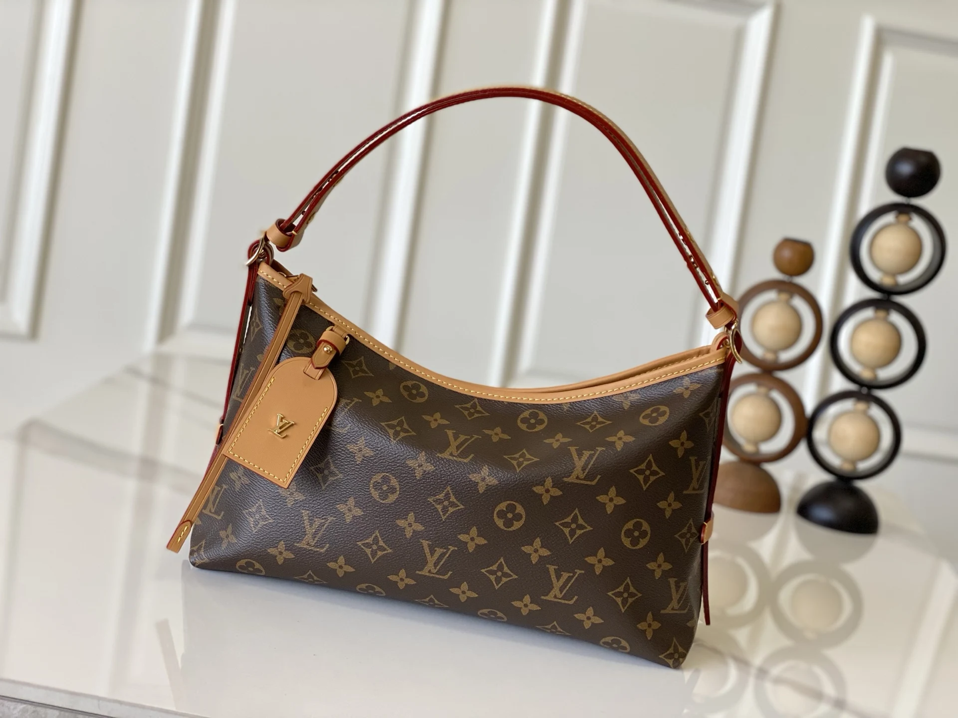 Louis Vuitton M28101 Monogram CarryAll East West Bag - Detail view 1