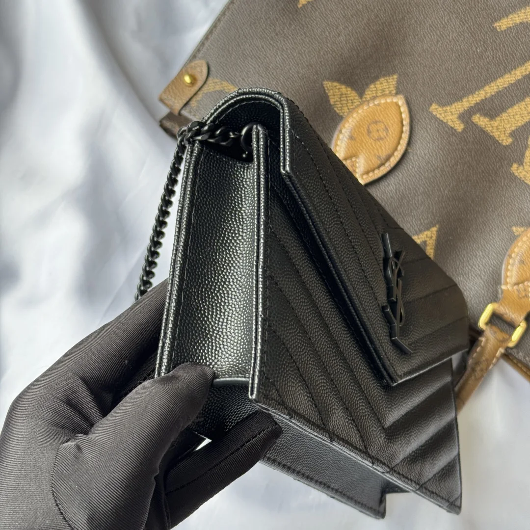 SAINT LAURENT 393953 Woc small envelope bag - Detail view 5