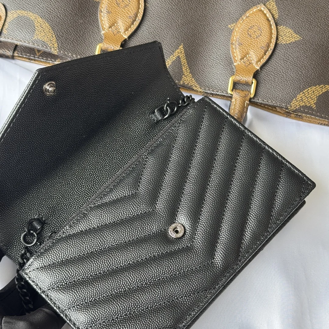 SAINT LAURENT 393953 Woc small envelope bag - Detail view 7