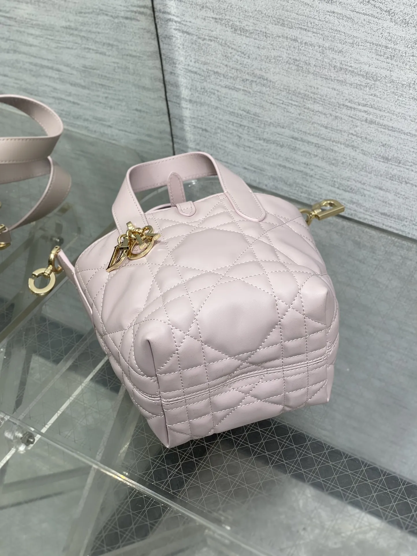 迪奥甜蜜粉Toujours竖版系列迷你 女士手提包 - 细节图 7