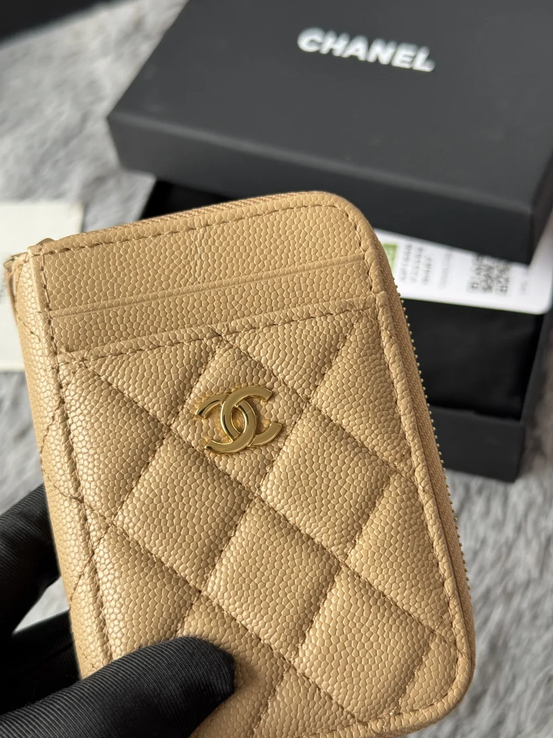 Chanel AP1650 Small Zip Pouch Laka Pouch - Detail view 6