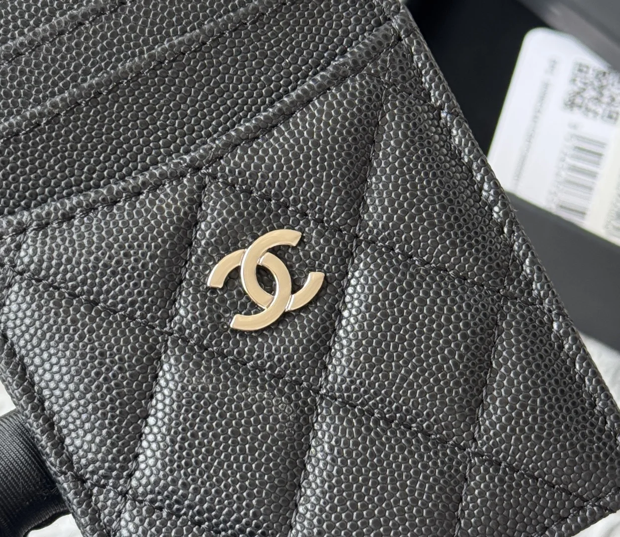 Chanel AP0223 Super Mini Lambskin Card Holder - Detail view 6