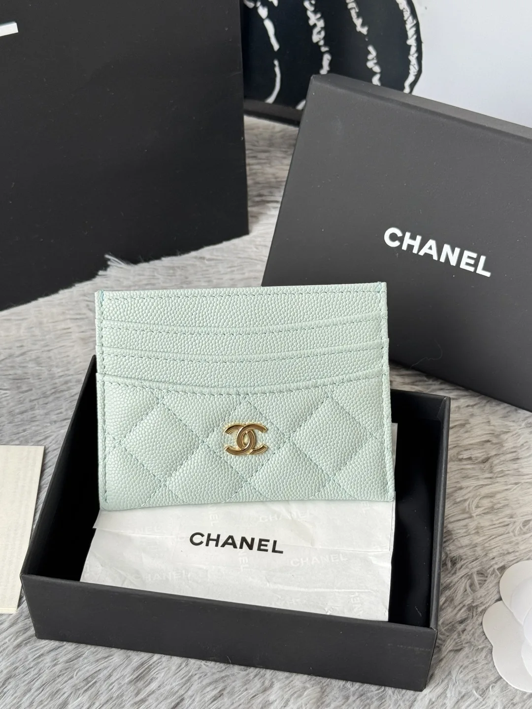 Chanel AP4472 2025 New Season Lambskin Cardholder - Detail view 2