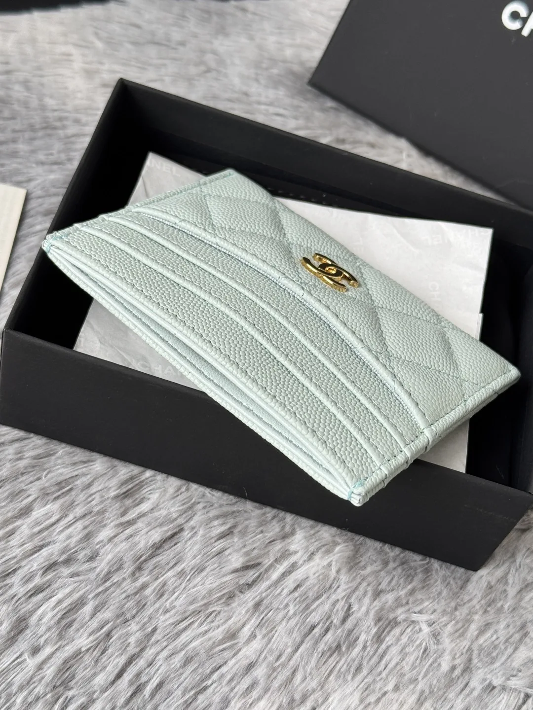 Chanel AP4472 2025 New Season Lambskin Cardholder - Detail view 4