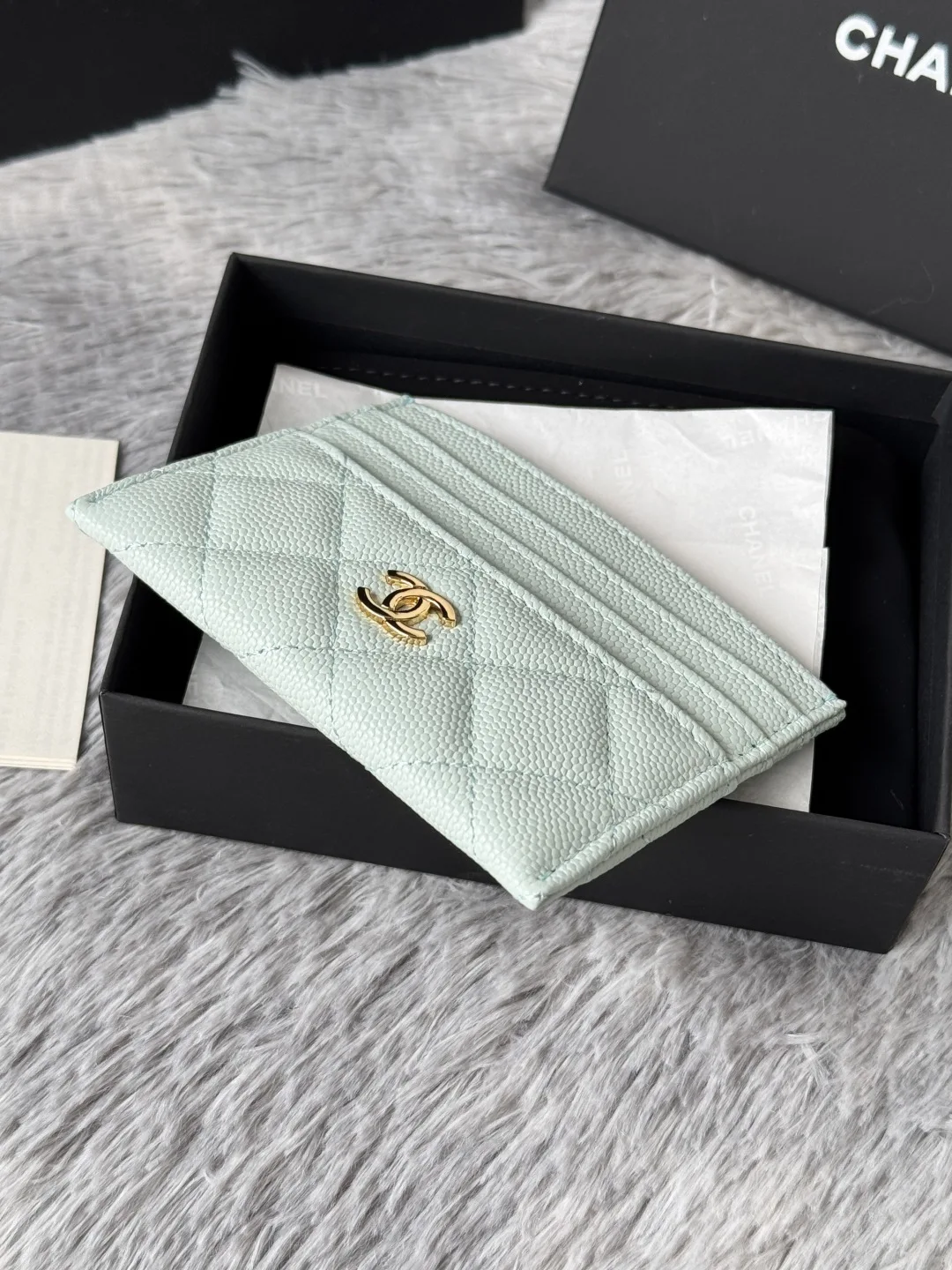 Chanel AP4472 2025 New Season Lambskin Cardholder - Detail view 5
