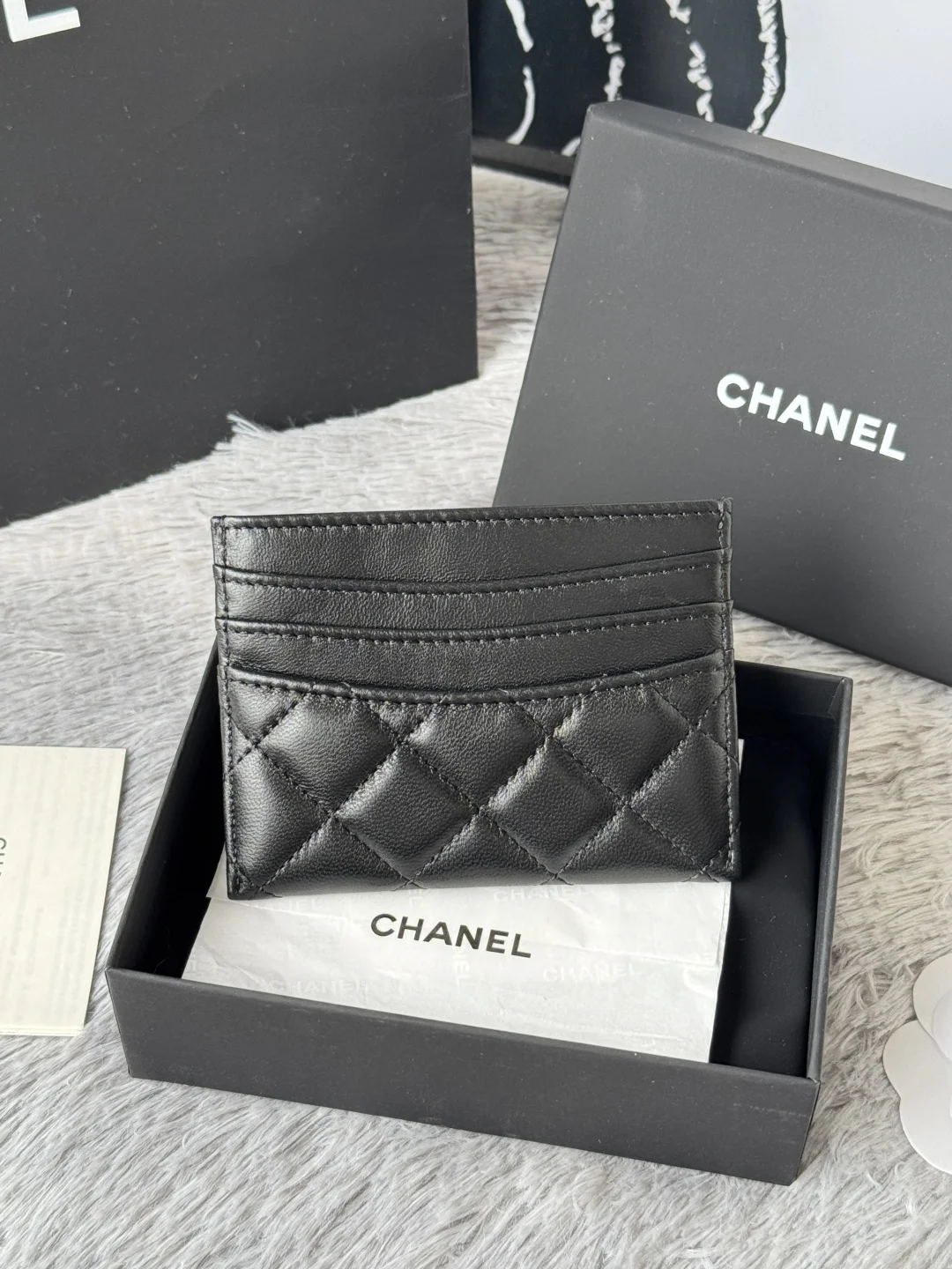 Chanel AP4472 2025 New Lambskin Cardholder - Detail view 3