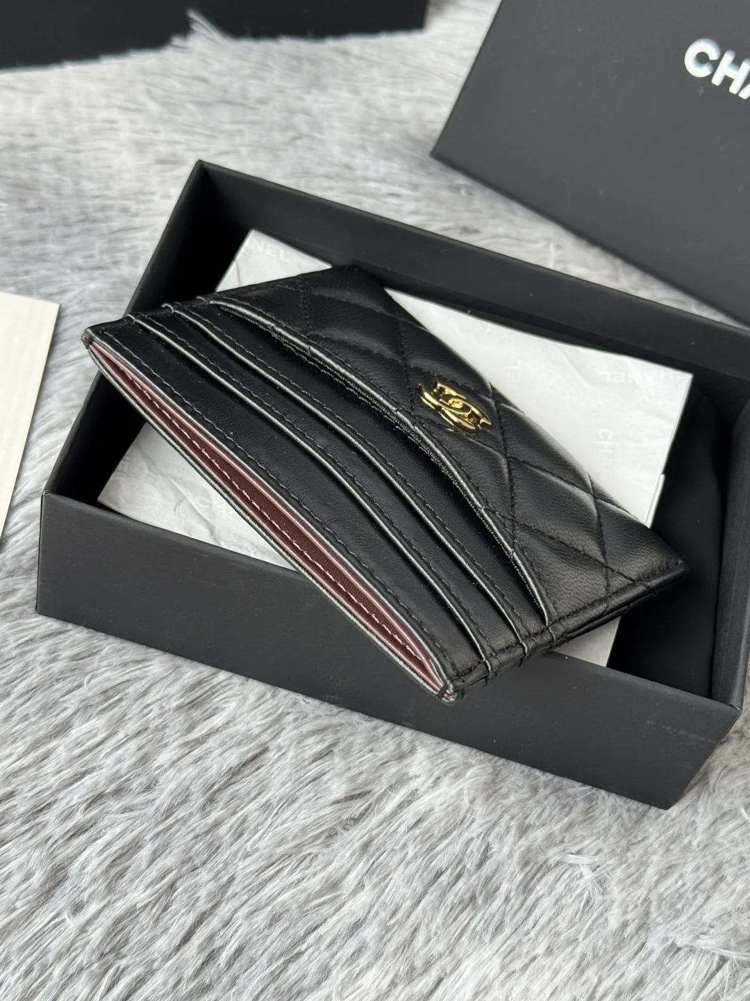 Chanel AP4472 2025 New Lambskin Cardholder - Detail view 4