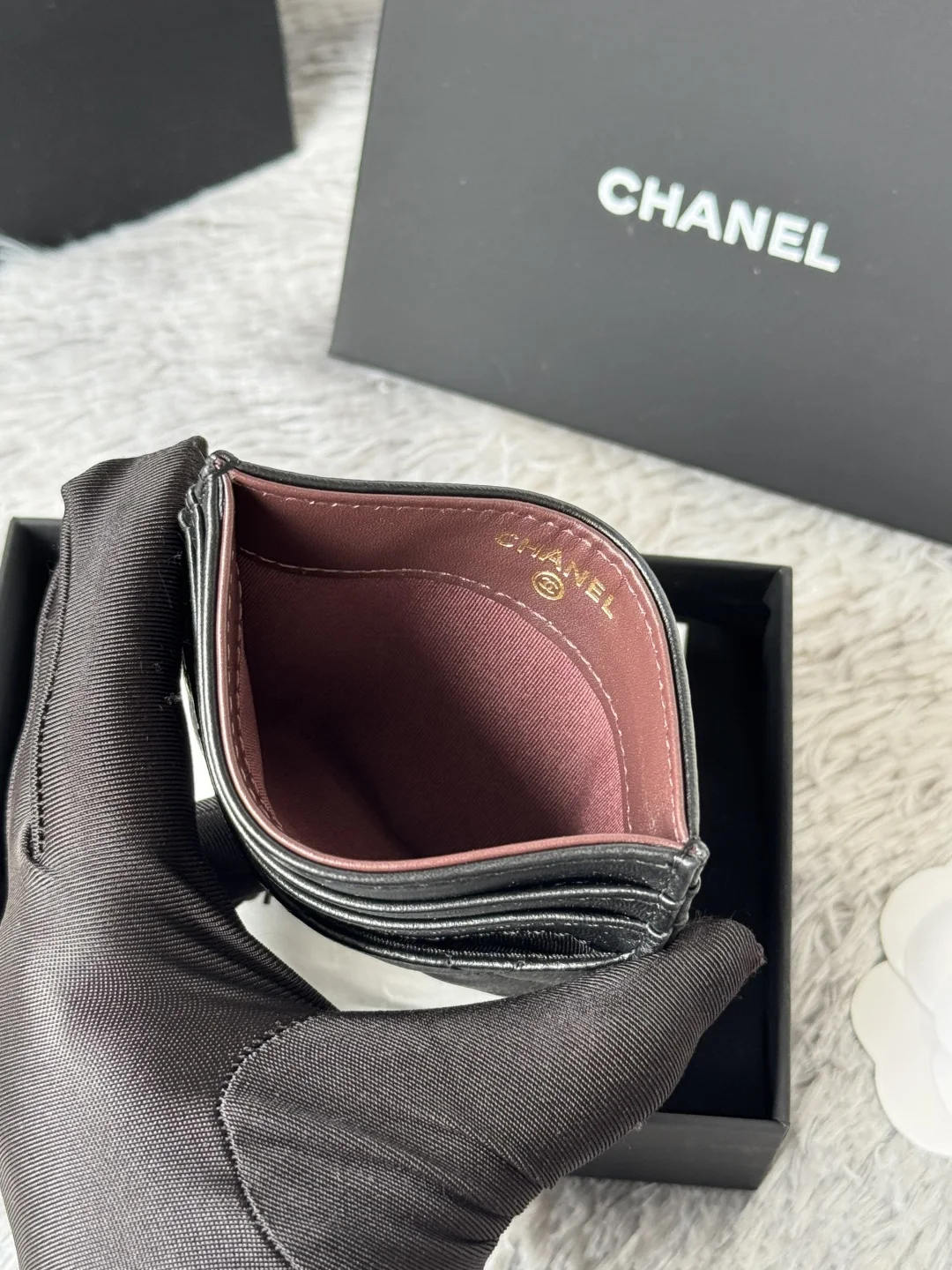 Chanel AP4472 2025 New Lambskin Cardholder - Detail view 7