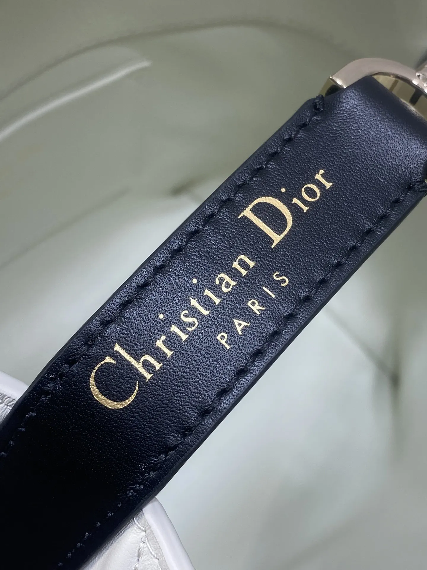 Dior Toujours Vertical Small Handbag in Black and White - Detail view 6