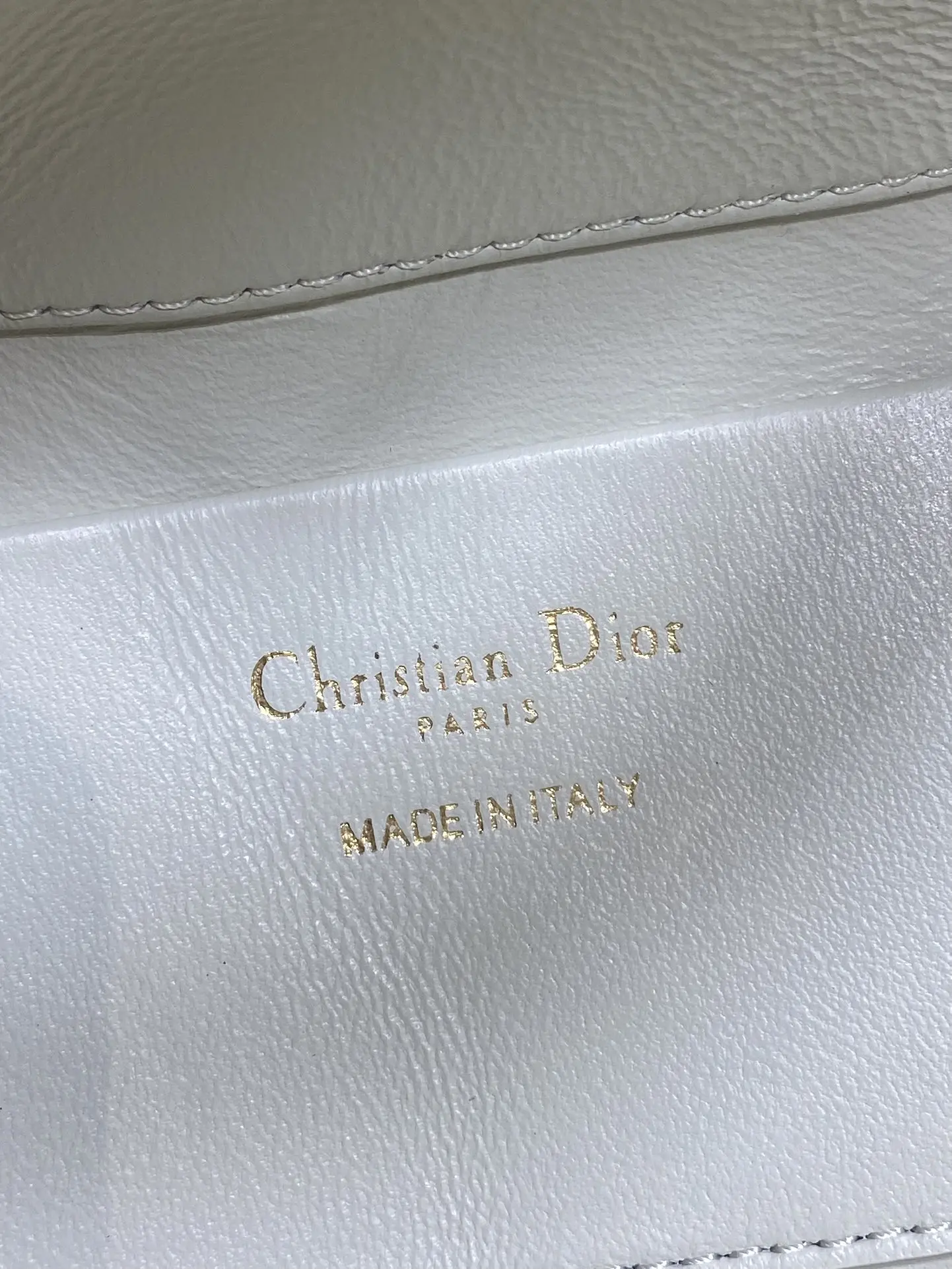 Dior Toujours Vertical Small Handbag in Black and White - Detail view 9