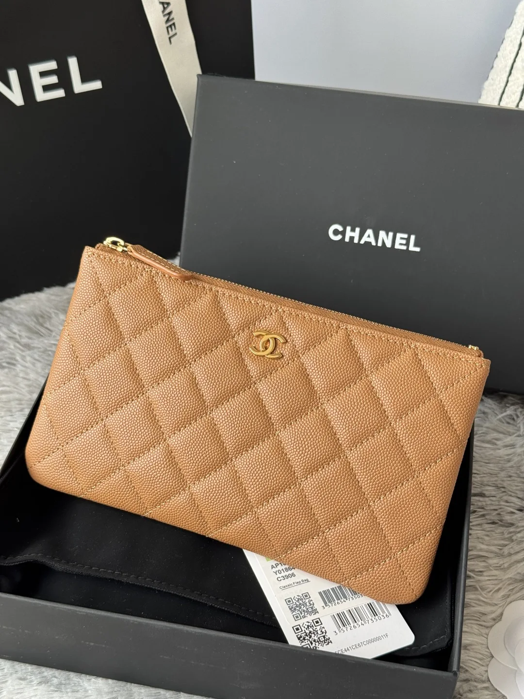 Chanel AP1071 New Ball Grain Diamond Pattern Coin Purse Clutch - Detail view 2