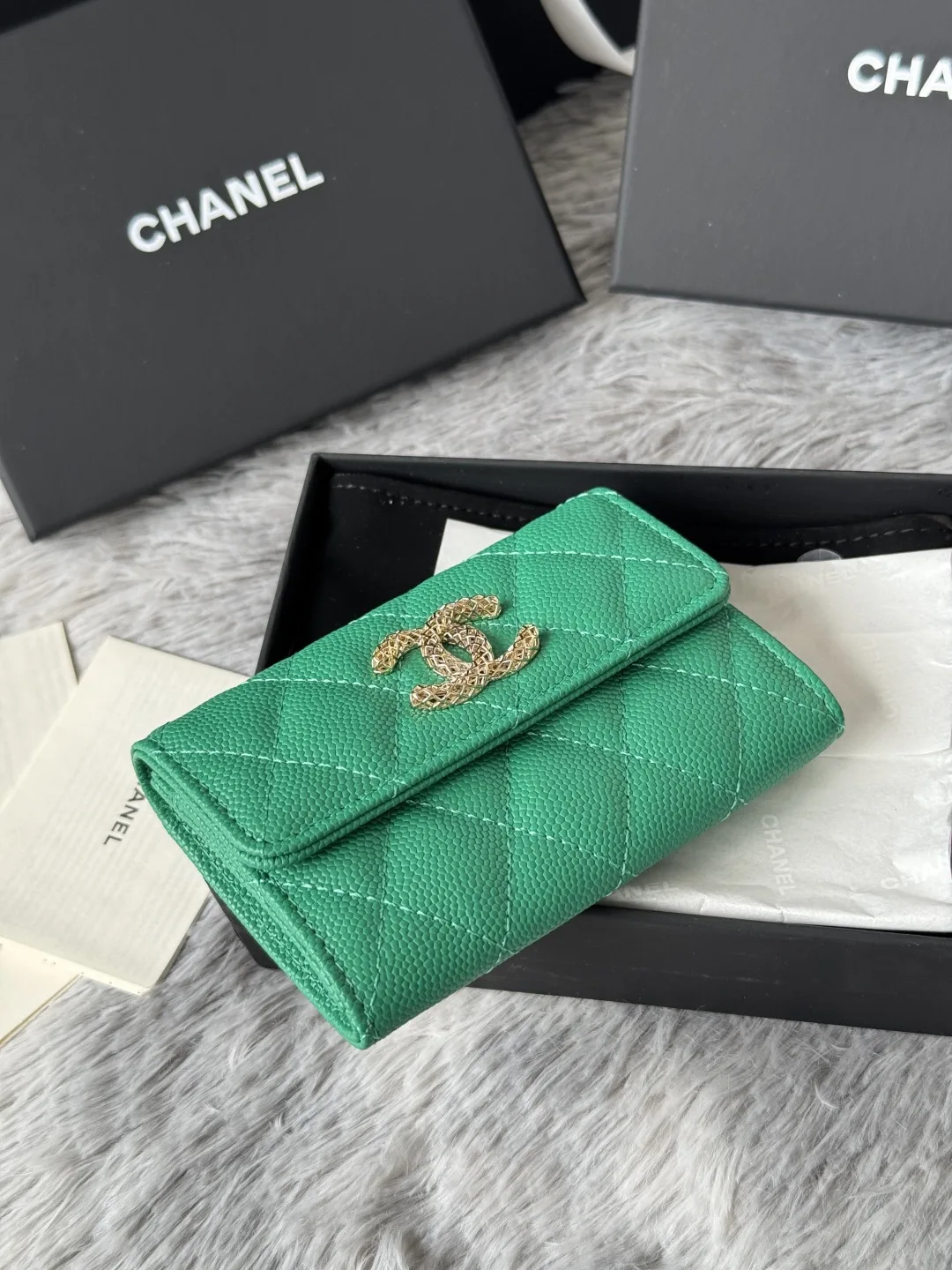 Chanel AP3187 Ball Pattern Card Holder Coin Purse - Detail view 4