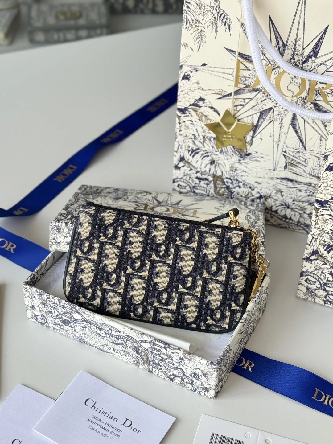 Dior S2177UWHC_M30G 2024 Spring Summer Coin Purse Key Case - Detail view 3
