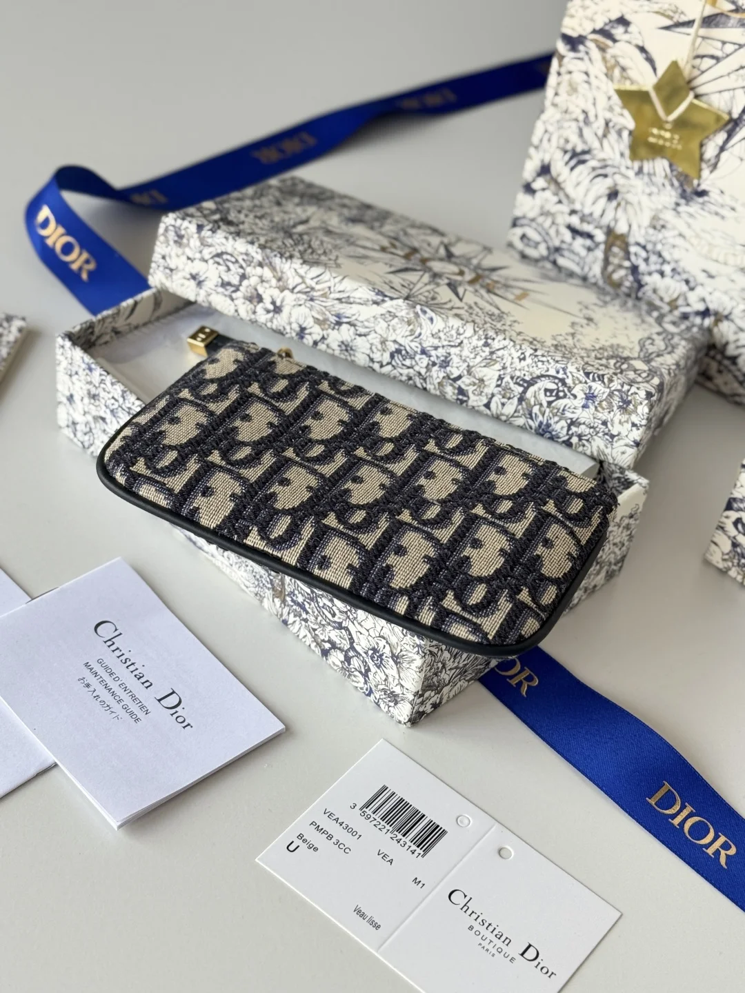 Dior S2177UWHC_M30G 2024 Spring Summer Coin Purse Key Case - Detail view 5