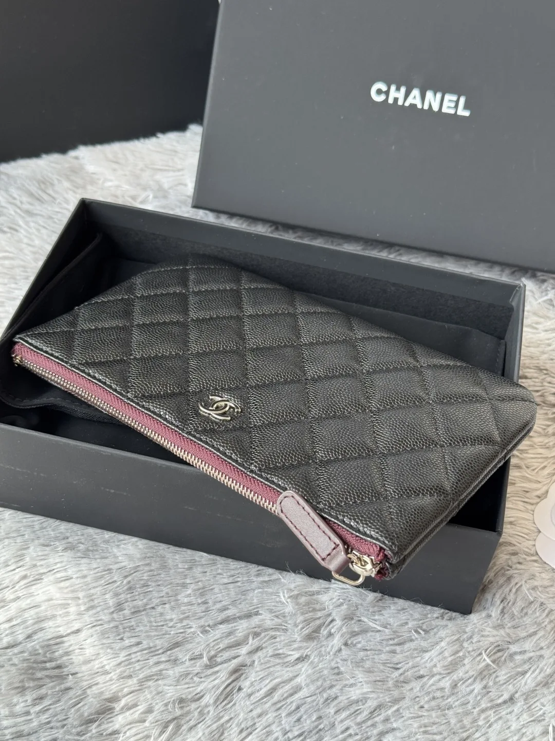 Chanel AP1071 New Style Ball Pattern Diamond Zero Package Handheld Clutch Bag - Detail view 4