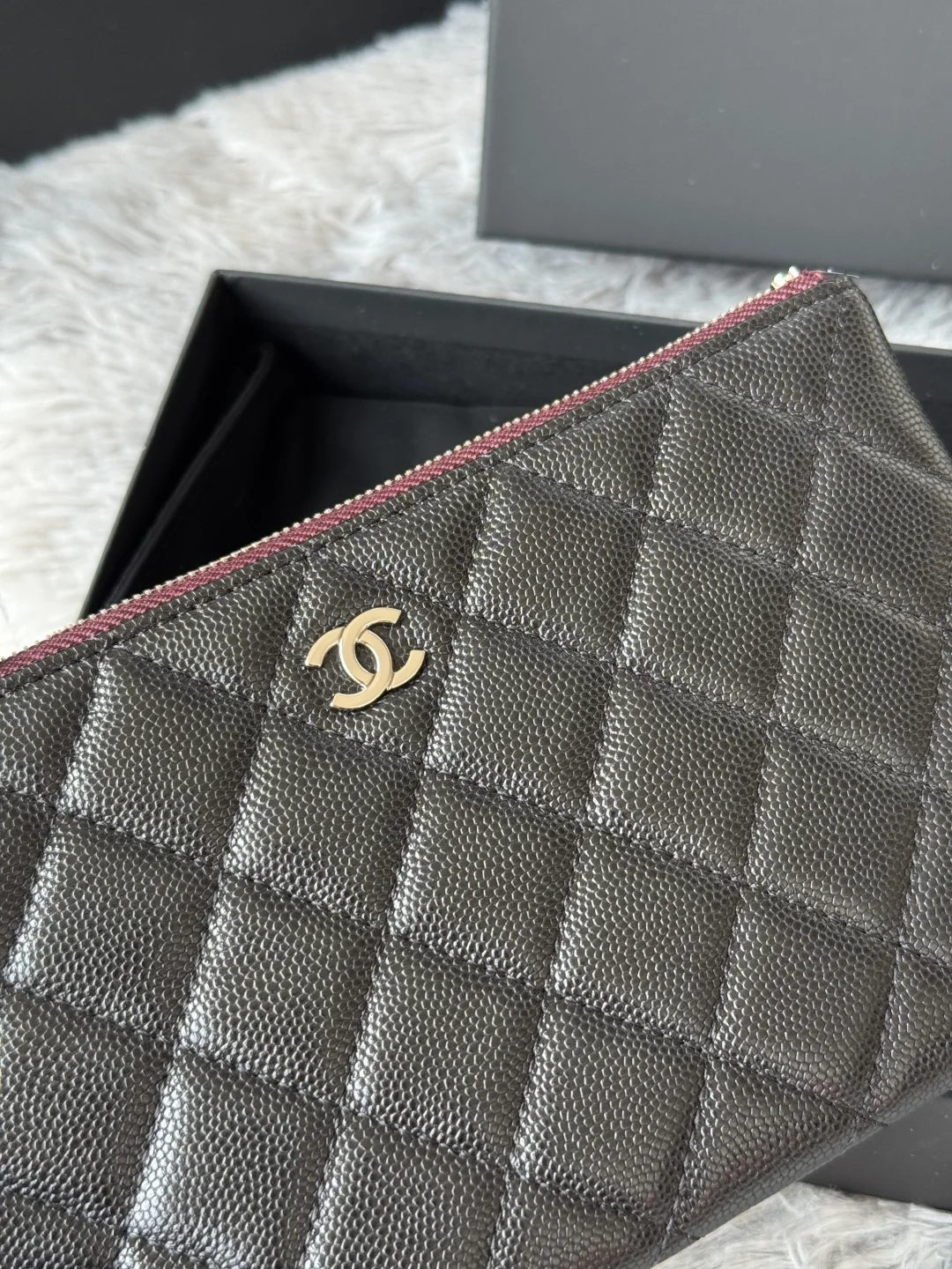 Chanel AP1071 New Style Ball Pattern Diamond Zero Package Handheld Clutch Bag - Detail view 6