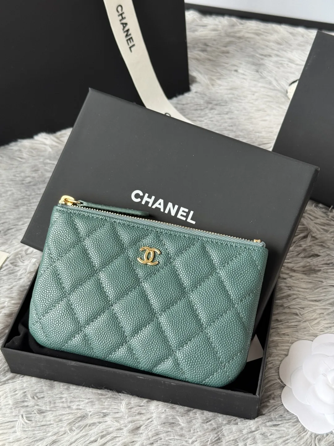 Chanel A82365 Coin Purse - Detail view 2