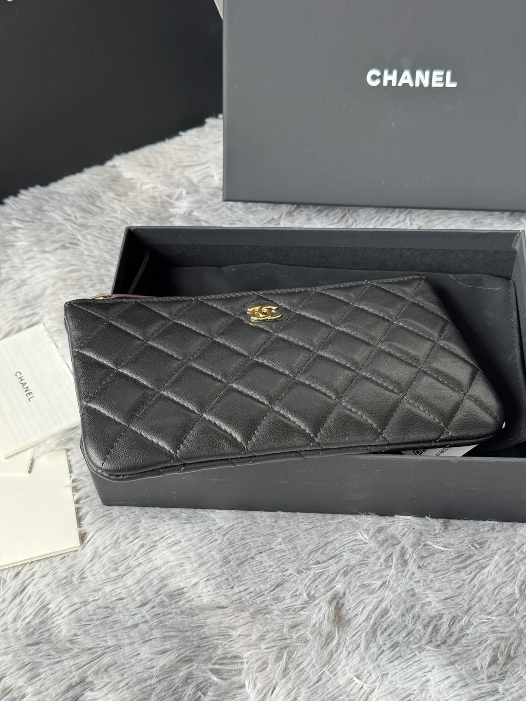 Chanel AP1071 New Style Ball Pattern Diamond Zero Package Handheld Clutch Bag - Detail view 5