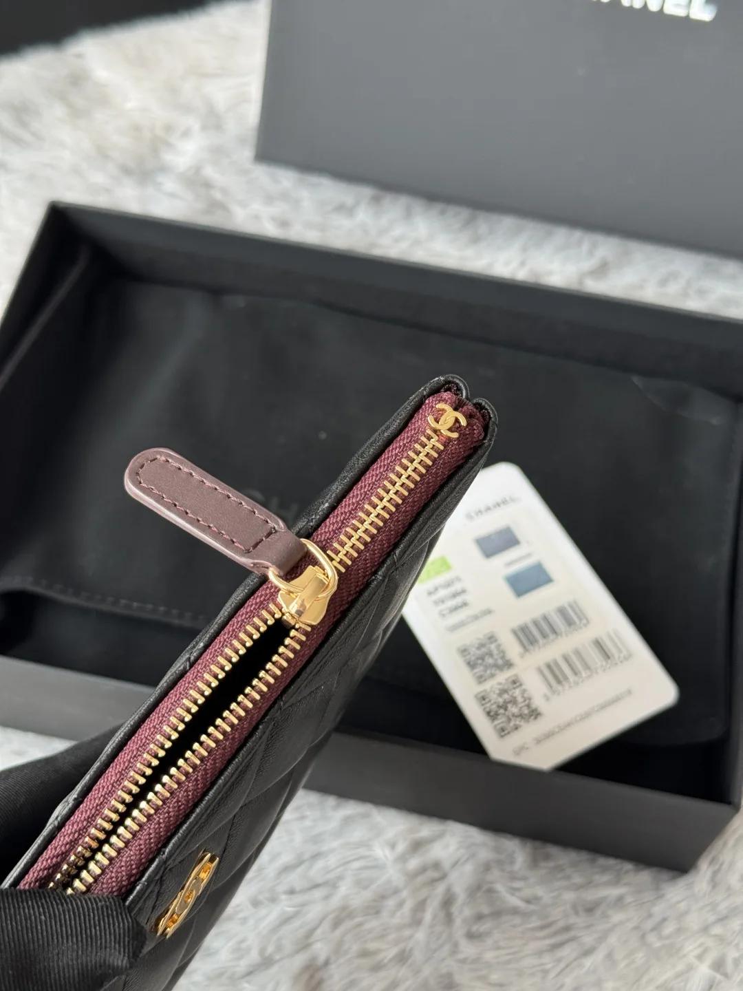 Chanel AP1071 New Style Ball Pattern Diamond Zero Package Handheld Clutch Bag - Detail view 7