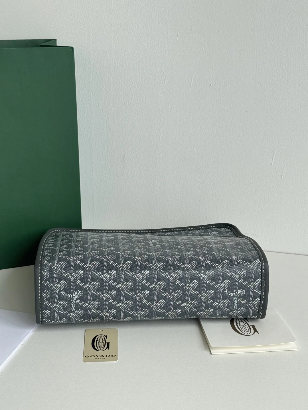 Goyard 020802 Jouvence Toiletry Bag Clutch - Detail view 4