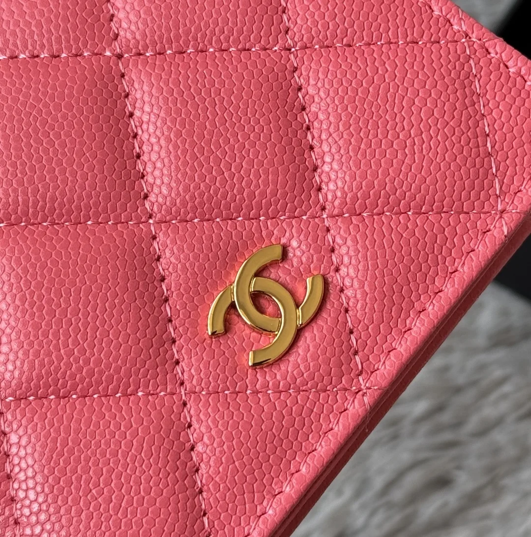 Chanel A84028 Bi-fold Wallet - Detail view 6
