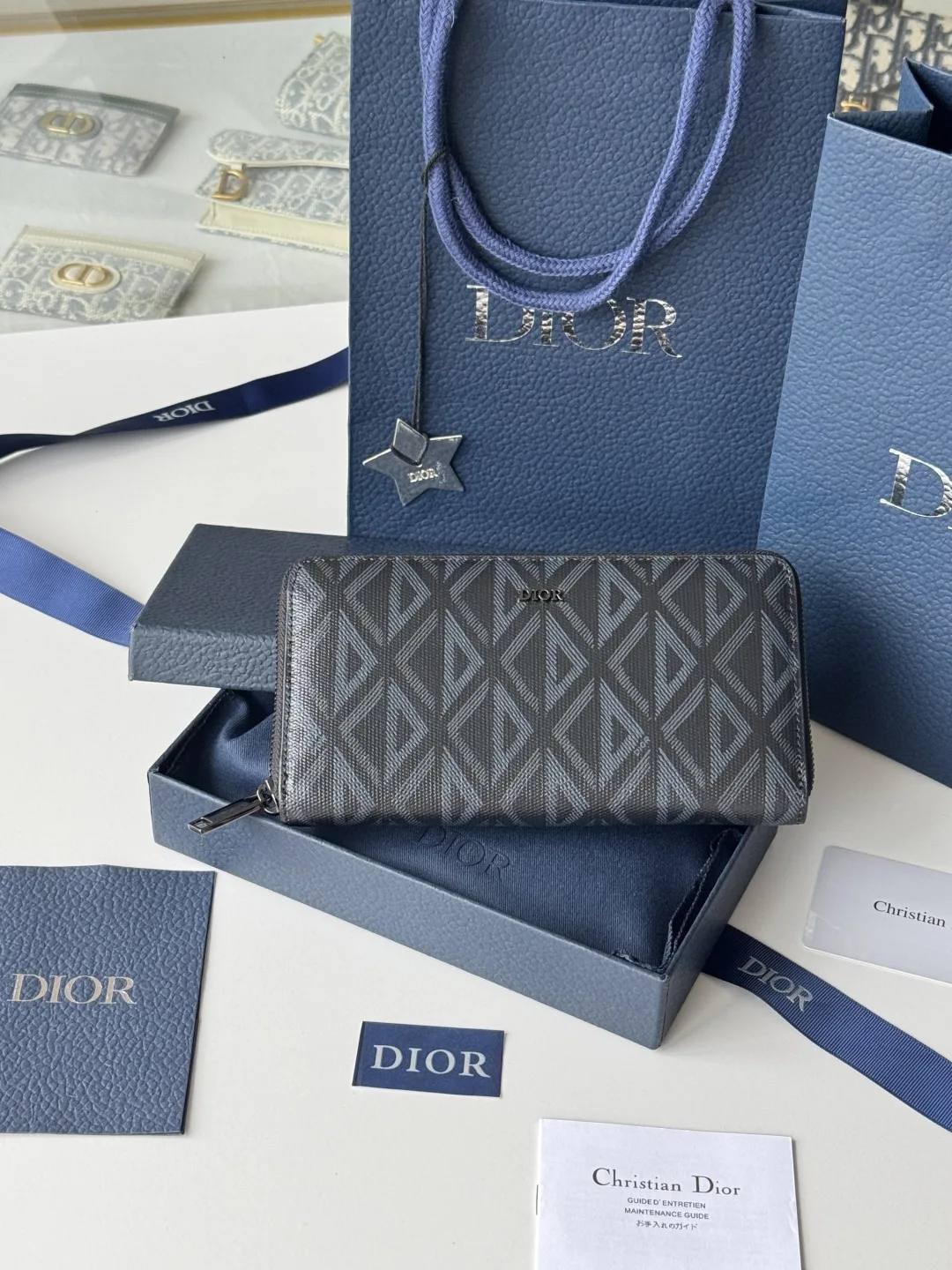 Dior 2ESBC252YSE-315 Long Zipper Wallet - Detail view 1