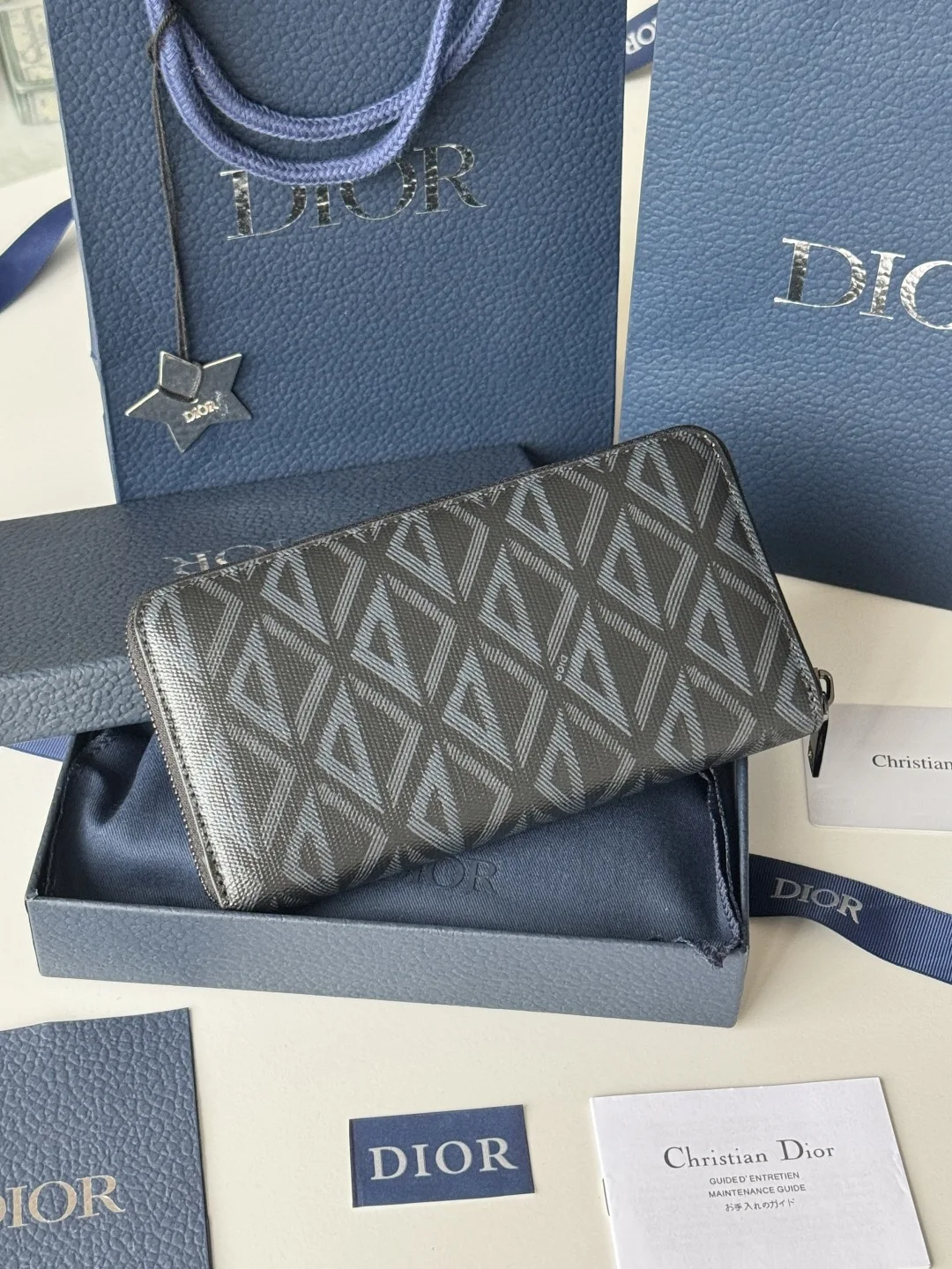 Dior 2ESBC252YSE-315 Long Zipper Wallet - Detail view 3