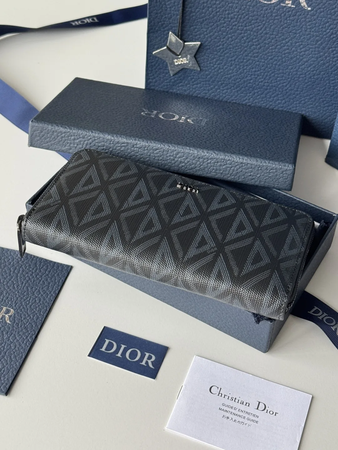 Dior 2ESBC252YSE-315 Long Zipper Wallet - Detail view 5