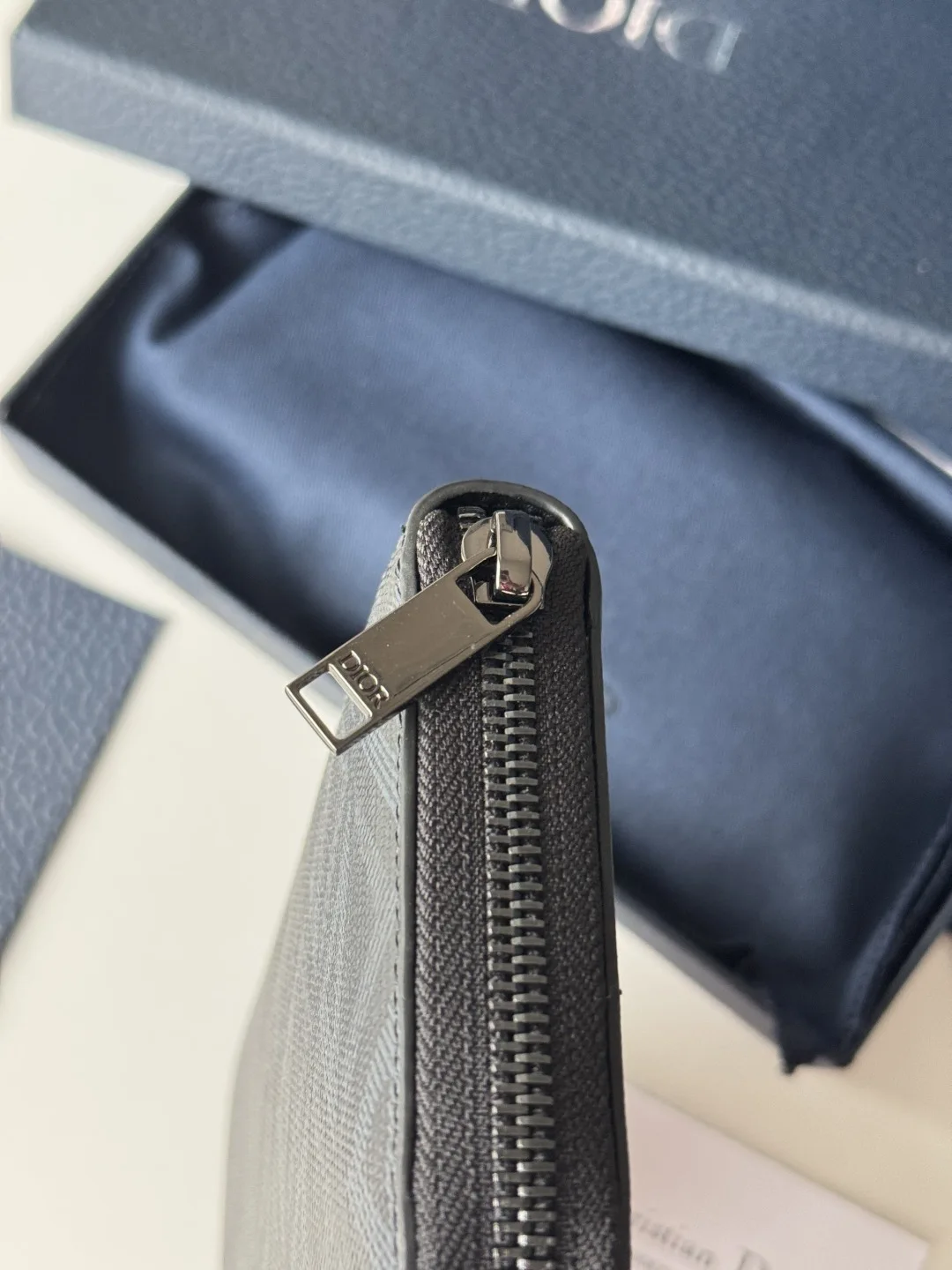 Dior 2ESBC252YSE-315 Long Zipper Wallet - Detail view 7