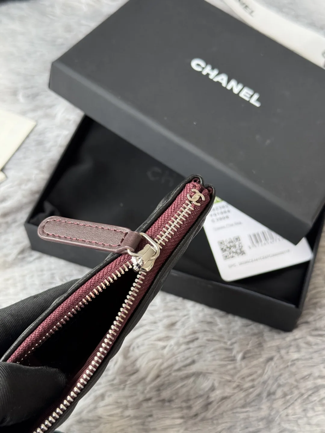 Chanel A82365 Coin Purse - Detail view 7