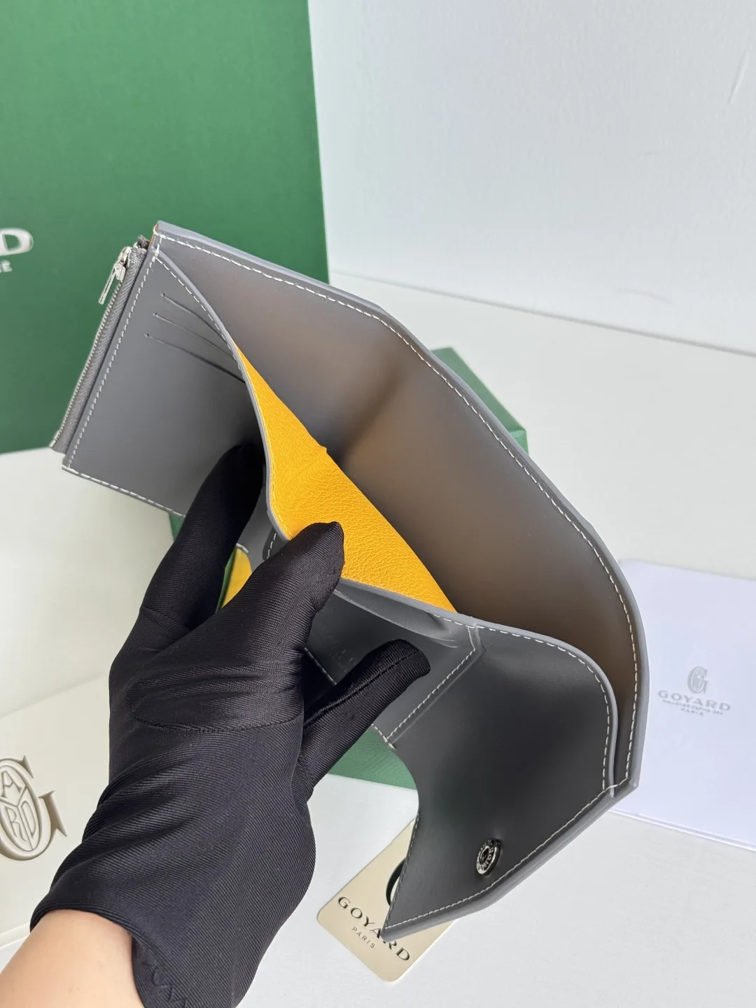 Goyard 3319 Saint-Gabriel Envelope Trifold Wallet - Detail view 7