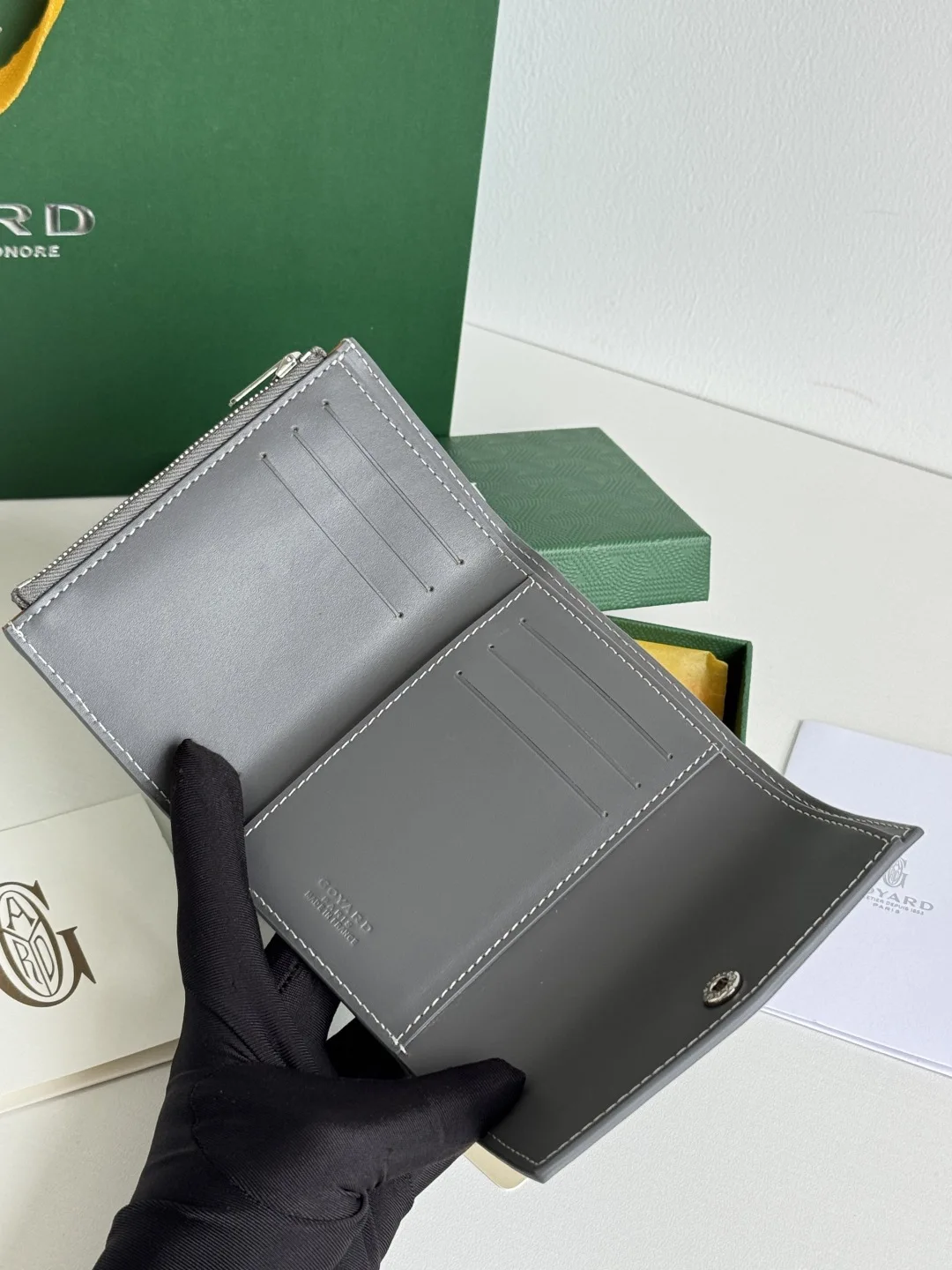 Goyard 3319 Saint-Gabriel Envelope Trifold Wallet - Detail view 11