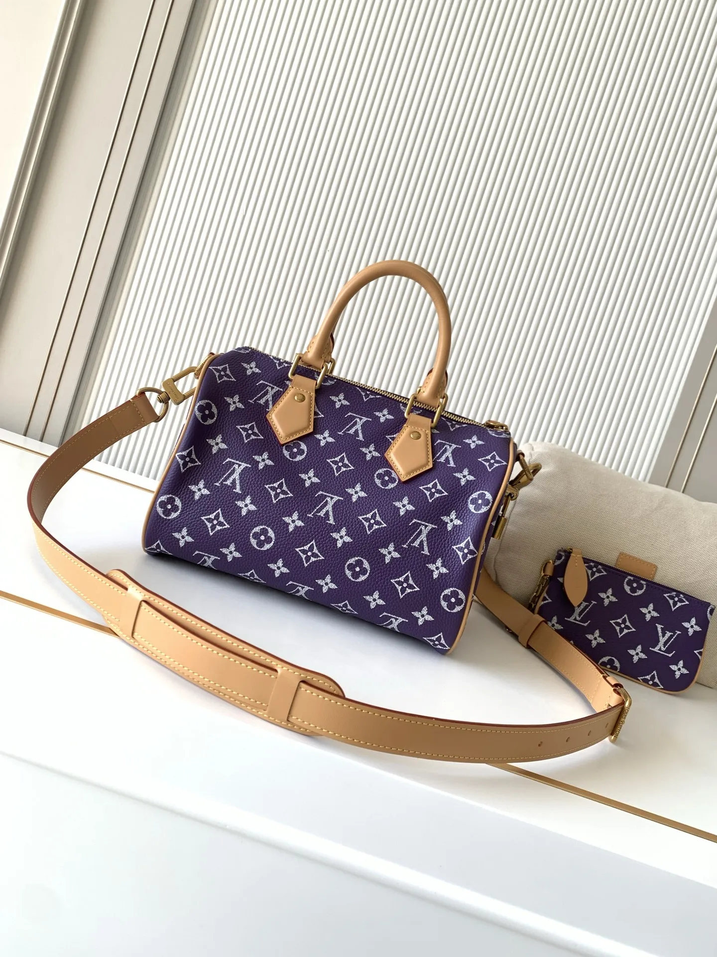 Louis Vuitton M11562 Purple Speedy P9 Bandouliere 25 handbag - Detail view 3