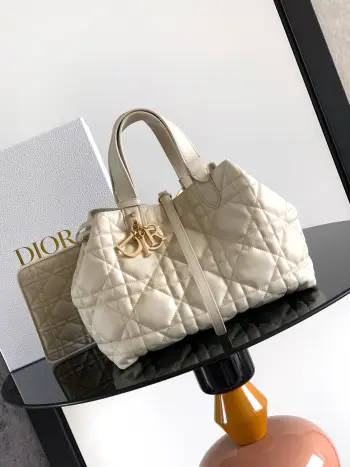 Toujours 手袋 中号 浅杏色