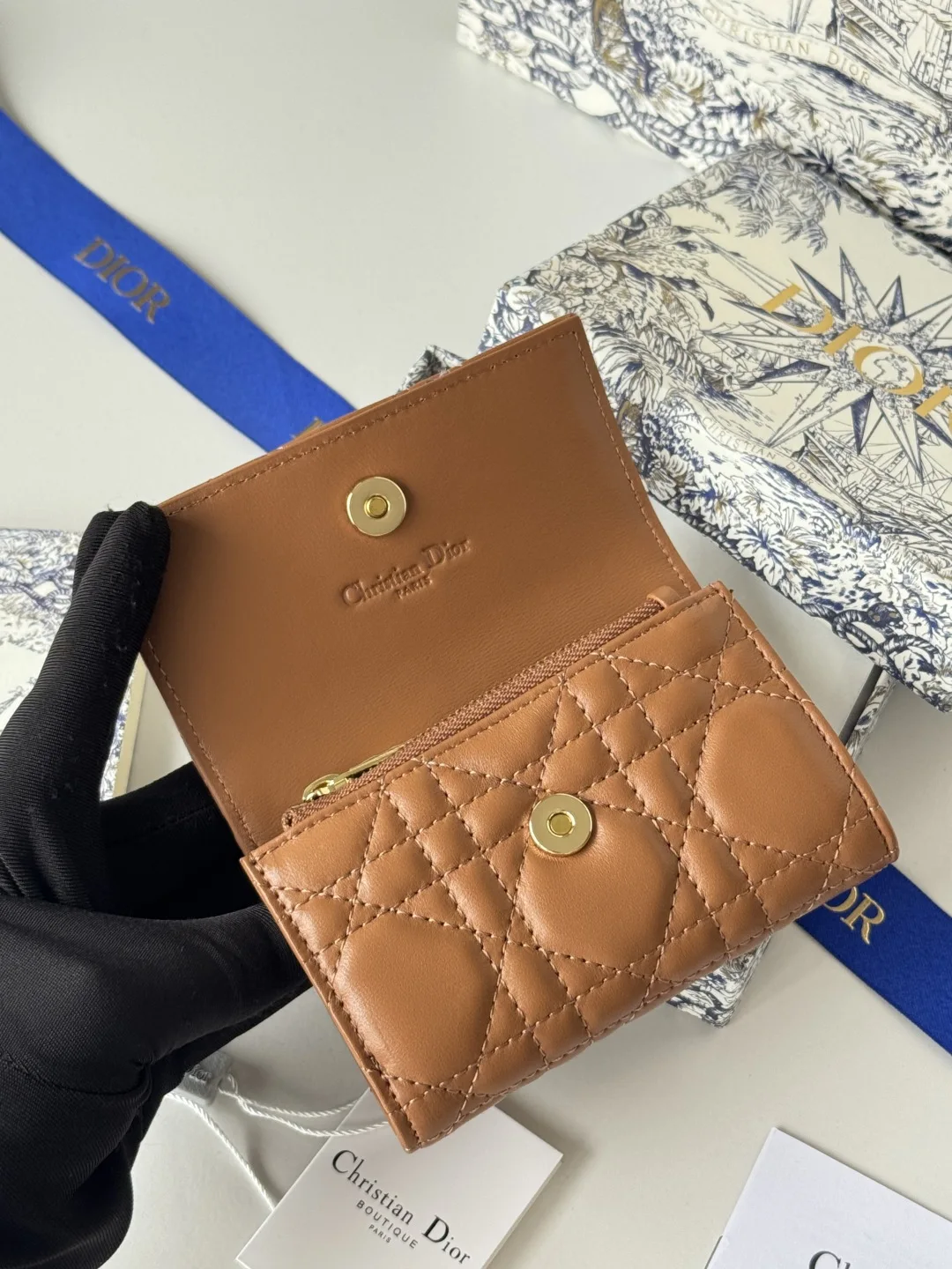 Dior S0966ONMJ_M413 My Dior Glycine Wallet - Detail view 7