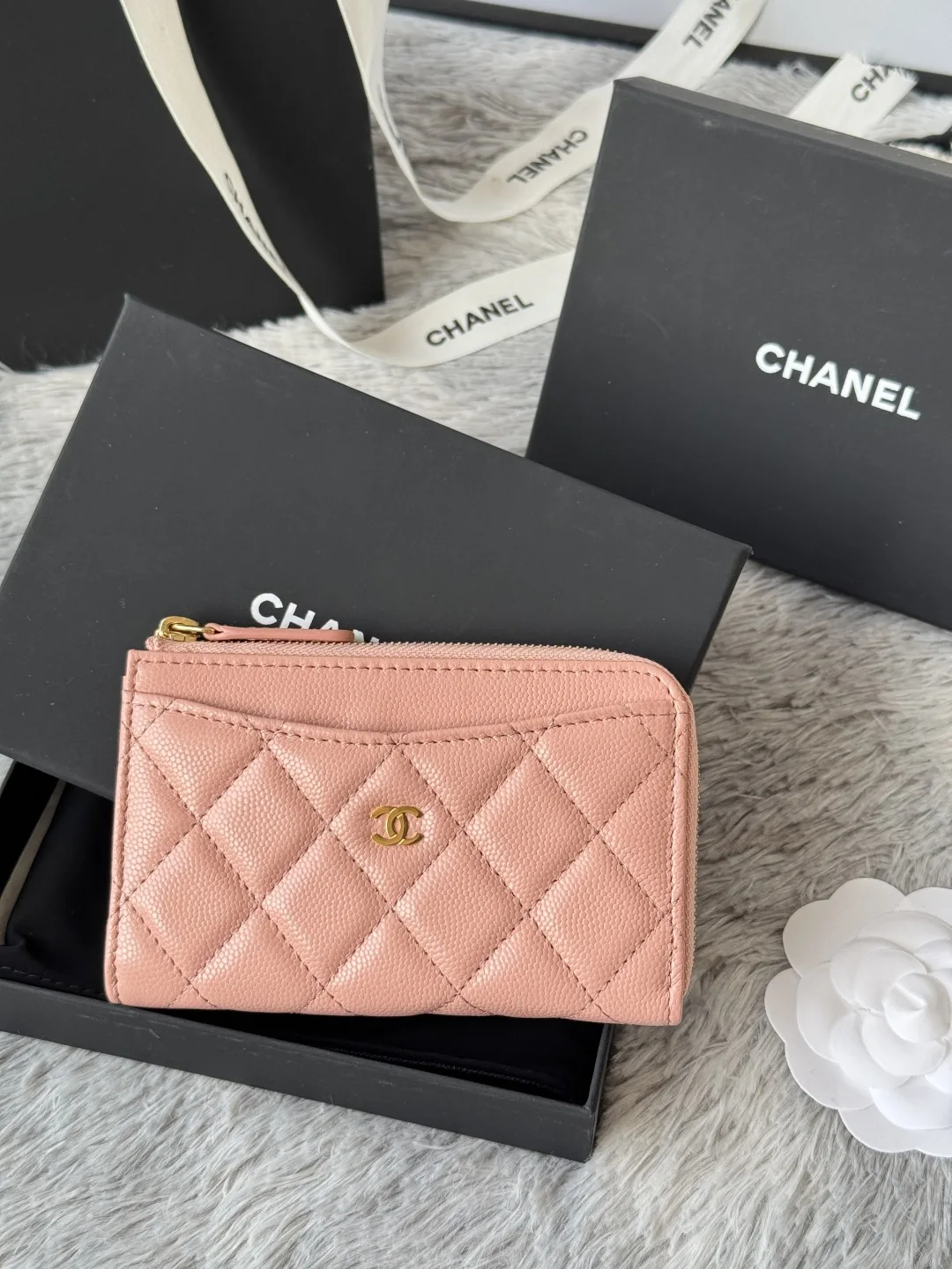 Chanel A3179 2024 7-shaped single pull card holder - Detail view 2