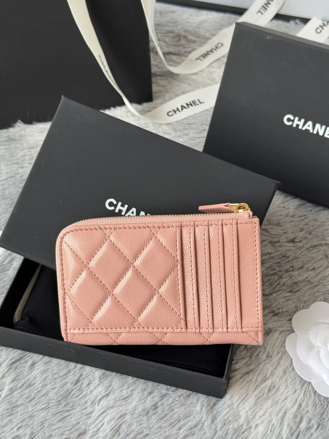 Chanel A3179 2024 7-shaped single pull card holder - Detail view 3