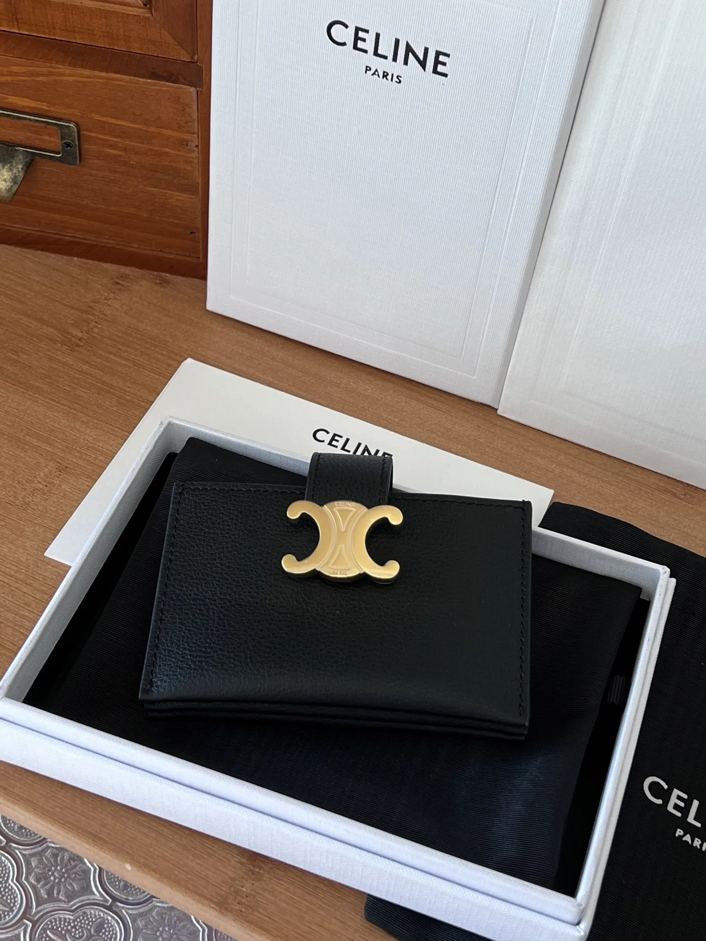 Celine 10N843 ACCORDEON Cardholder Wallet - Detail view 1