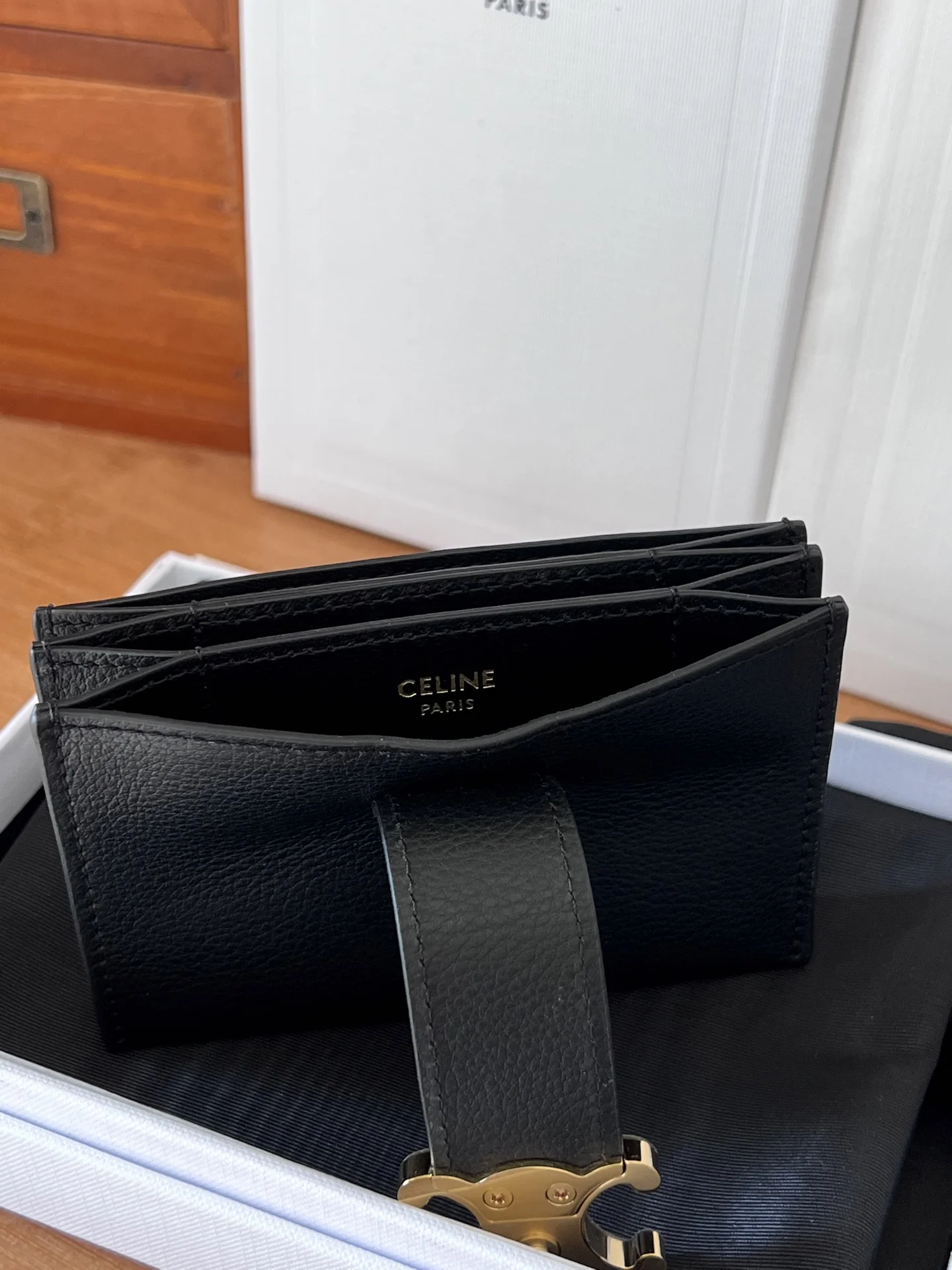 Celine 10N843 ACCORDEON Cardholder Wallet - Detail view 5