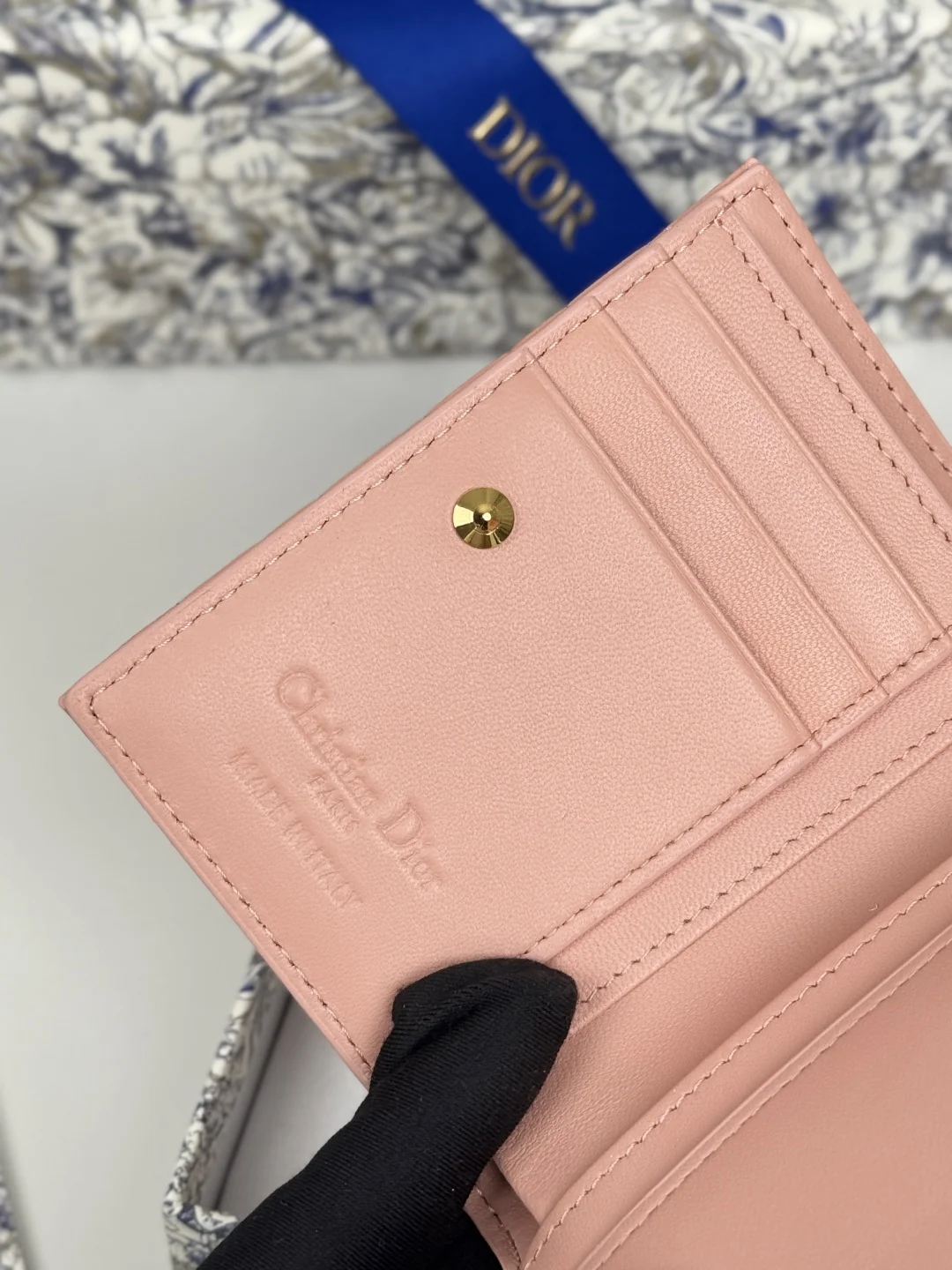 Dior S6037UBHZ_M928 Caro Dahlia Lambskin Card Holder Wallet - Detail view 8