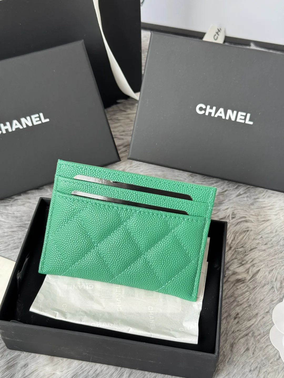 Chanel AP3188 Ball Pattern Hollow Card Holder - Detail view 3
