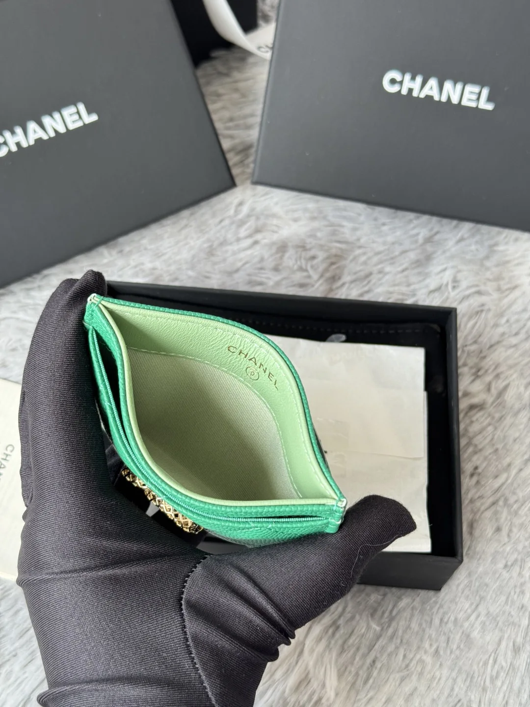 Chanel AP3188 Ball Pattern Hollow Card Holder - Detail view 7