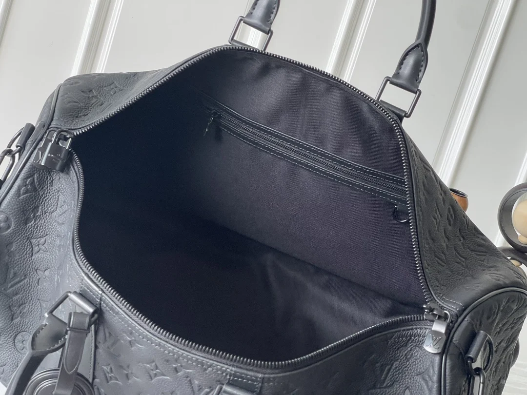 Louis Vuitton M59025 KEEPALL BANDOULIERE 50 Travel Bag - Detail view 9