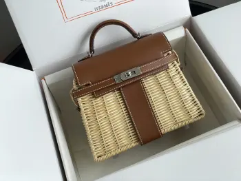  新品Kelly picnic 野餐包 20cm 原厂进口Swift皮拼手工编织柳条 金棕 银扣限量版 专柜同步 蜜蜡线缝制 纯钢五金 