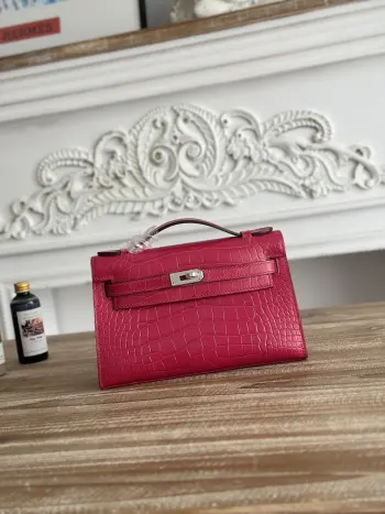 现货半手工 俗称kelly凯莉迷你一代手包hermes  kelly mini 鳄鱼纹牛皮半手工 蜜蜡缝线颜色 桃红 银扣尺寸 22cm