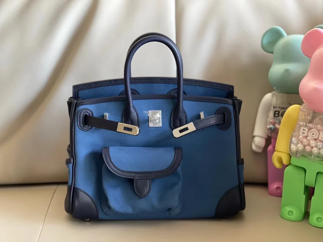 Hermes Birkin Cargo 25cm Handbag for Men and Women - Detail view 2